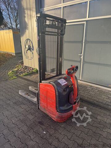 Pallet stacker Linde L14