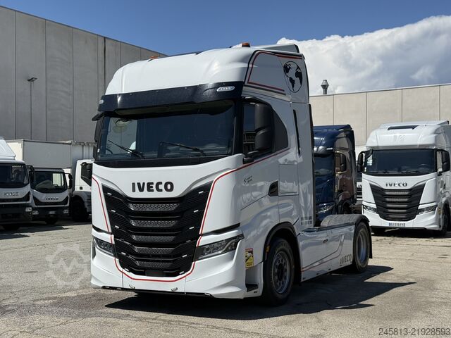 Standaard trekker Iveco sway 510