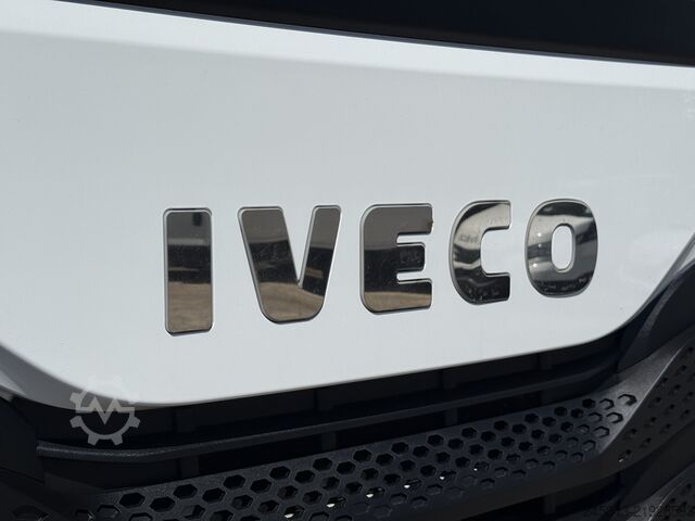 Standaard trekker Iveco sway 510