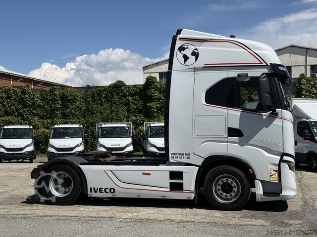 Standaard trekker Iveco sway 510