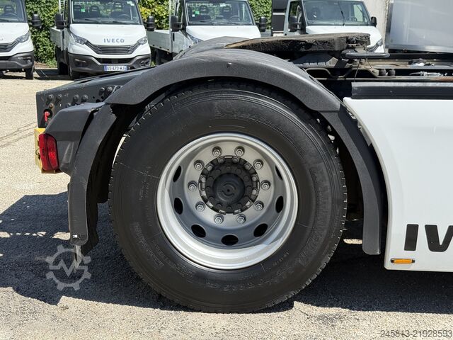 Standaard trekker Iveco sway 510