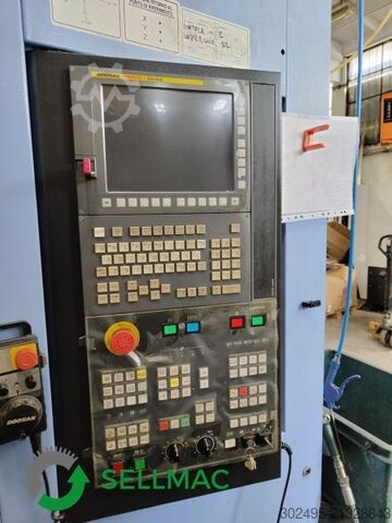 Vertikales Bearbeitungszentrum DOOSAN VC 3600