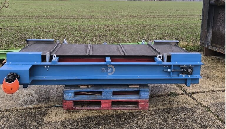 OVERBAND MAGNET FERROUS SEPARATOR MetalSelect M 1000