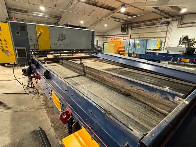 Clasificador óptico Pellenc Mistral 2400