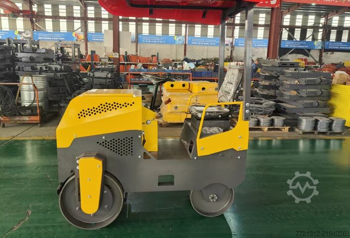 Road roller HawkTech DS 850