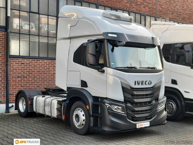 Standard dragbil IVECO S-WAY 480 AT440ST/P Intarder Standklima 2xTank