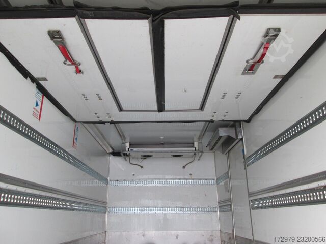 Camión frigorífico MERCEDES-BENZ Atego 1218*2xCarrier Kühlkoffer 6.18m*LBW*