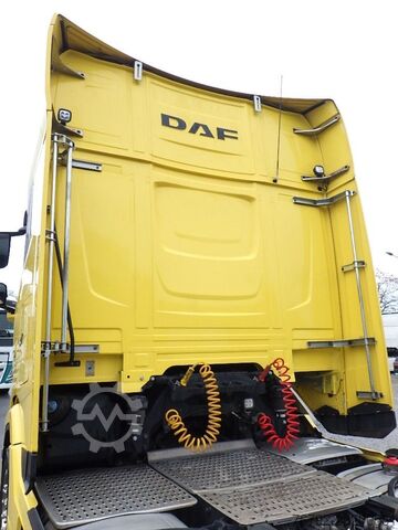 Tractor estándar DAF XG+ 480 Skylight/Intarder/2xTank/Hydr./Standklim