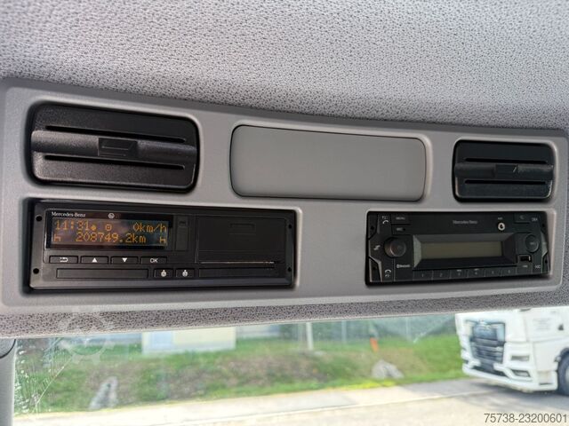 Skåpbil MERCEDES-BENZ Atego 818 L Koffer/Klima/Motorbremse/EURO6 E