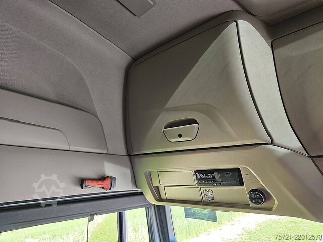 Standartinis-SZM IVECO S-WAY AS440S51 Standklima,full air