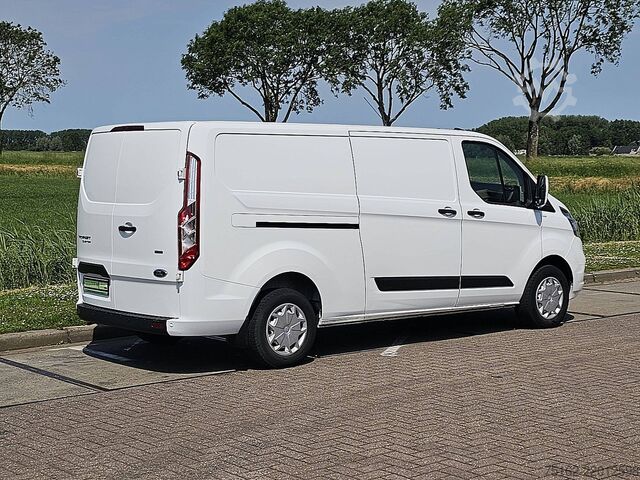 উঁচু ছাদের স্টেশন ওয়াগন FORD TRANSIT CUSTOM 2.0 L2H1 Airco Euro6 130