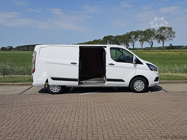উঁচু ছাদের স্টেশন ওয়াগন FORD TRANSIT CUSTOM 2.0 L2H1 Airco Euro6 130