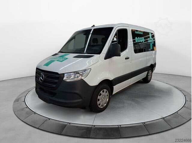 Mercedes-Benz Sprinter 215 CDI 9G pentru transportul pacienților Mercedes-Benz Sprinter 215 CDI 9G Krankentransport