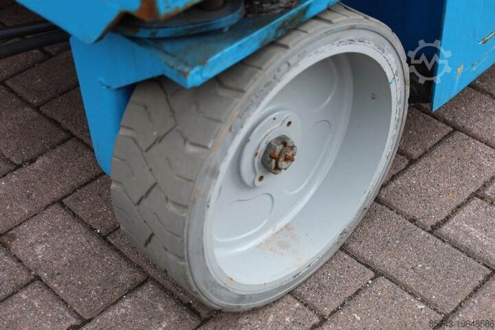 Elevador de tesoura Genie GS2646 Electric, Working Height 9.80m, Capacity 45