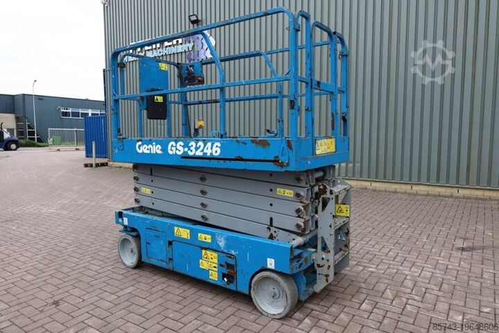 Elevador de tesoura Genie GS3246 Electric, Working Height 11.75 m, 318kg Cap