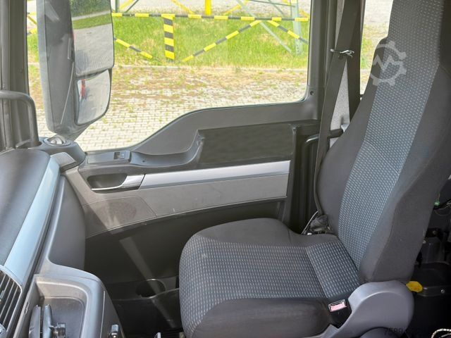 Kamion s kipom s pomičnim kontejnerom MAN TGS 26.360 * HMF 1720 K4 + FUNK * TOPZUSTAND