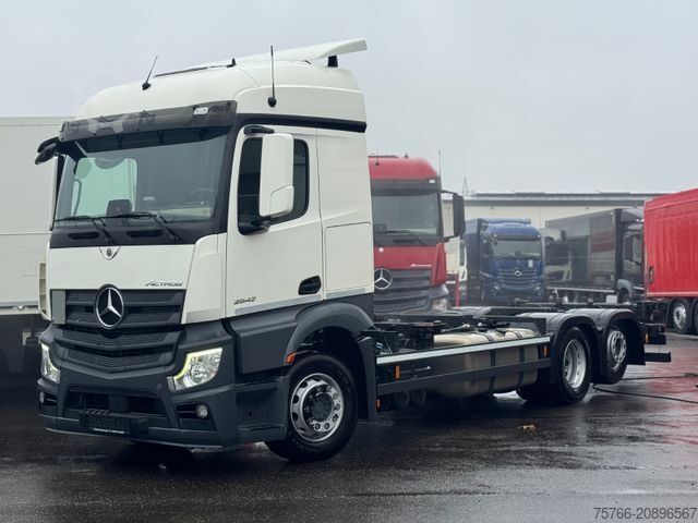 Camión con caja móvil MERCEDES-BENZ ACTROS 2542 L / RETARDER / NAVI / 4,9 Radstand