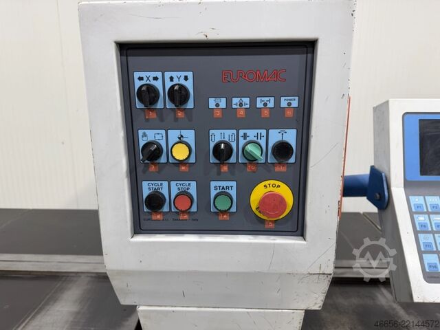 Pons- en nibbelmachine Euromac XP 950/30 CNC ( 3723 )