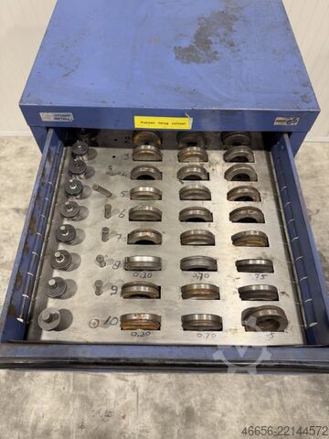 Pons- en nibbelmachine Euromac XP 950/30 CNC ( 3723 )