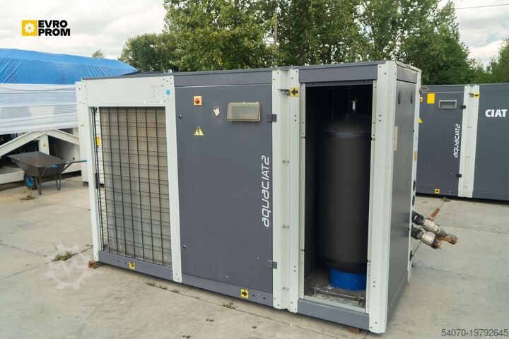 Охолоджувач. Used Aircooled chiller CIAT AQUACIAT2 LDC 240V 61 kW. 2011 yom