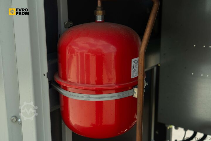 Охолоджувач. Used Aircooled chiller CIAT AQUACIAT2 LDC 240V 61 kW. 2011 yom