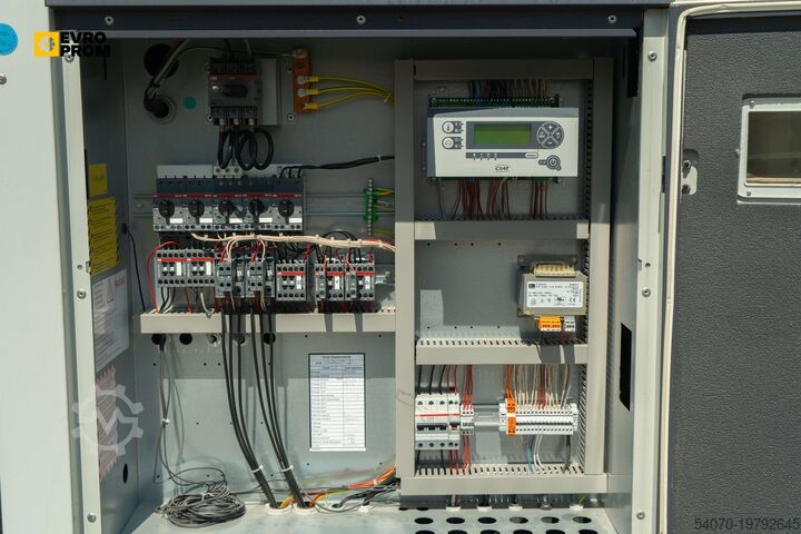 Охолоджувач. Used Aircooled chiller CIAT AQUACIAT2 LDC 240V 61 kW. 2011 yom