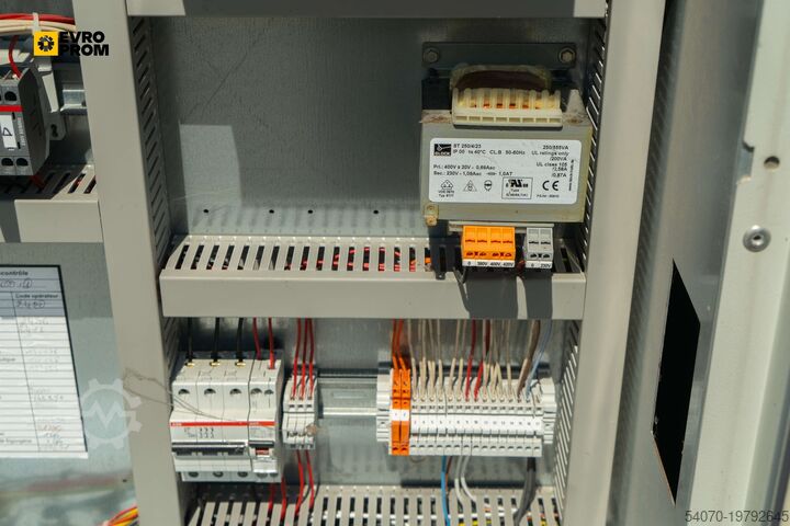 Охолоджувач. Used Aircooled chiller CIAT AQUACIAT2 LDC 240V 61 kW. 2011 yom