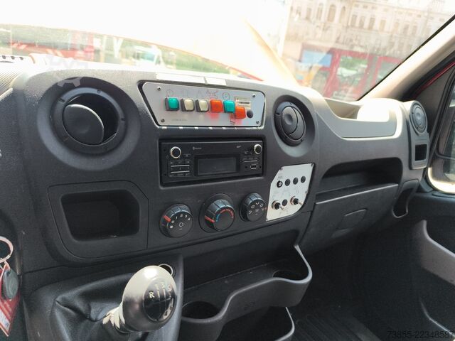 منصة عمل جوية محمولة على شاحنة Renault Master France Elevateur 142TPFi