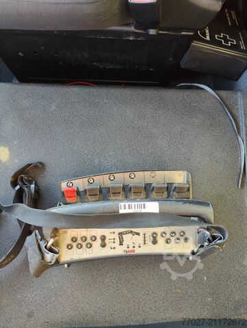 منصة التحميل MAN TGM 18.250 Open box + HIAB 166-3