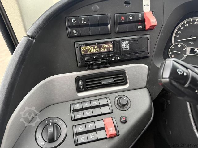 Tilausajobussi SETRA S 511 HD  Clubbus USB Steckdosen