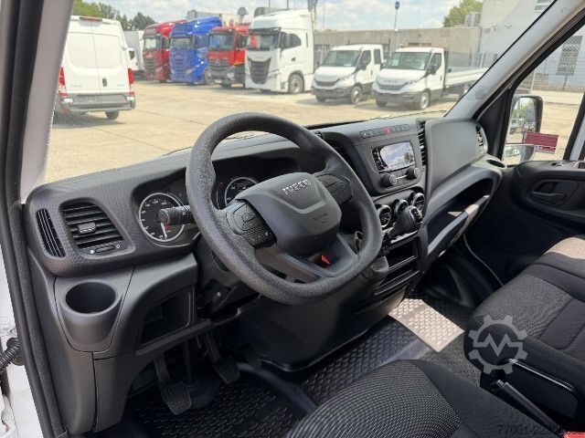 Kastenwagen IVECO 35S16V Klima / DAB / PDC