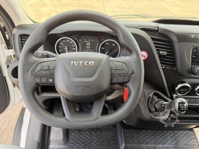 Kastenwagen IVECO 35S16V Klima / DAB / PDC