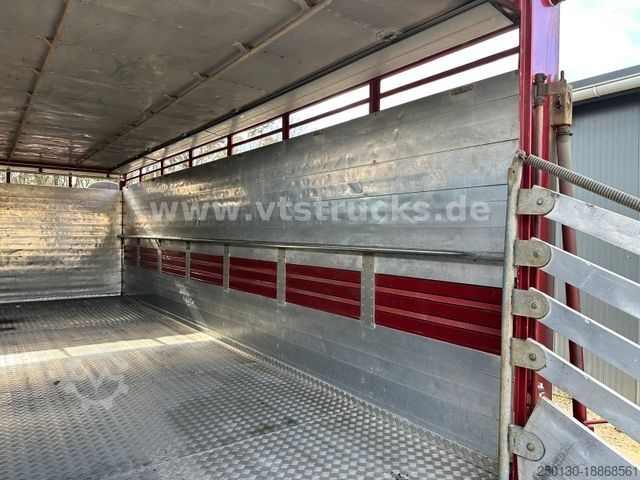 Camión para ganado MERCEDES-BENZ Actros 1841 MP3 1.Stock Köstner Viehaufbau