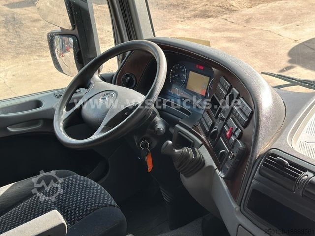 Camión para ganado MERCEDES-BENZ Actros 1841 MP3 1.Stock Köstner Viehaufbau