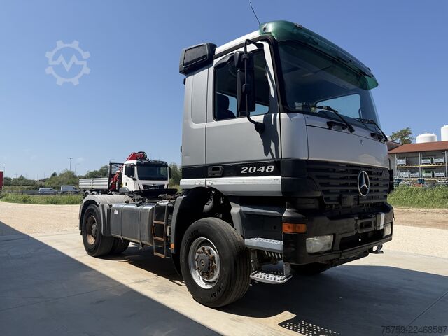 Tractor estándar Mercedes-Benz Actros 2048 4x4 Retarder Kipphydraulik