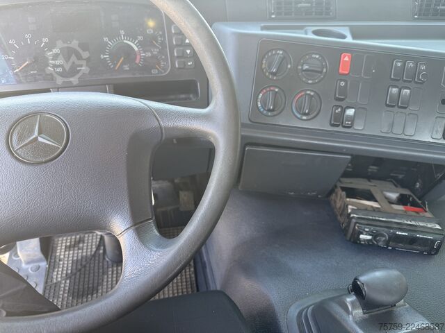 Tractor estándar Mercedes-Benz Actros 2048 4x4 Retarder Kipphydraulik