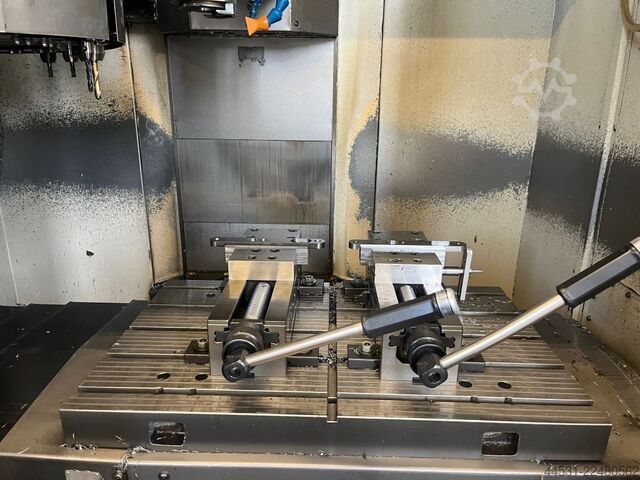 Pystytyöstökeskus Deckel Maho DMC 63 V