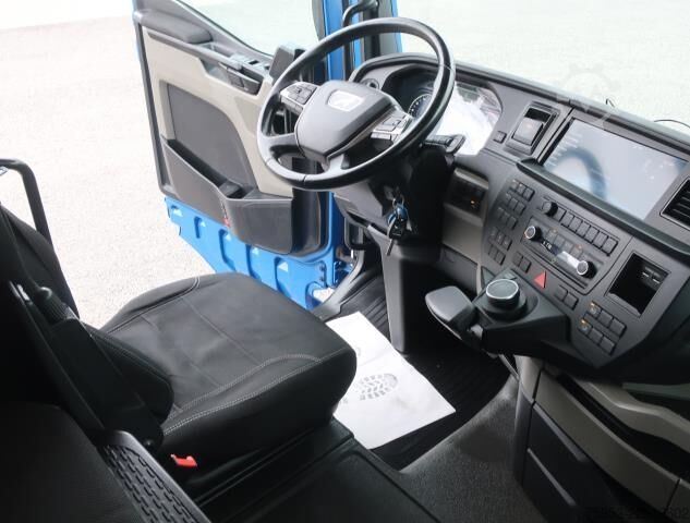 मानक ट्रैक्टर यूनिट MAN 18.520 BLS TGX GX Kabine Intarder Navi Standklima