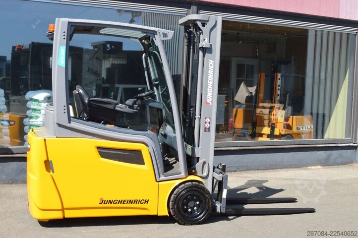 รถยก Jungheinrich EFG 220 wie Neu EFG220 TOP ZUSTAND