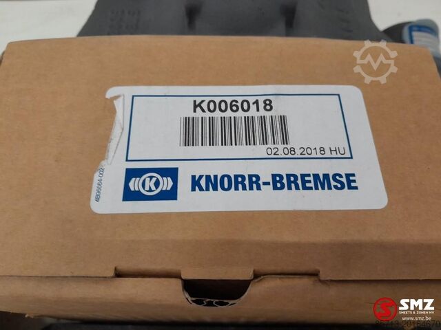 Kaliper Mercedes Remklauw rechts + reparatieset mercedes