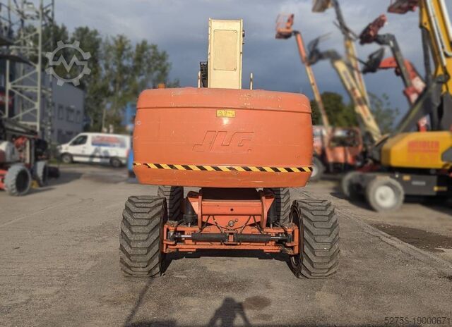 Teleskopická plošina JLG 860 SJ