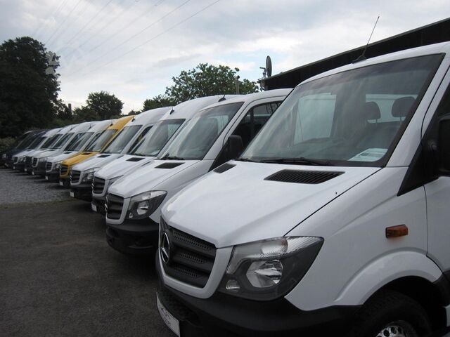  PIAGGIO Porter 1.3 4*4-Winterdienst*Kipper*AHK*Salzstreu