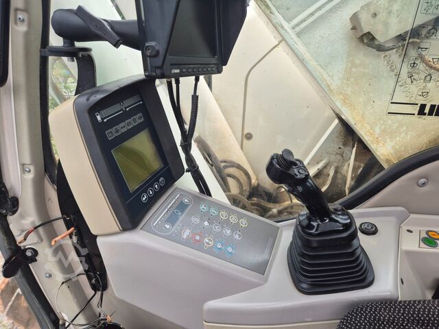 Гасеничен багер LIEBHERR Liebherr R924 Compact Litronic*Top Zustand*Klima