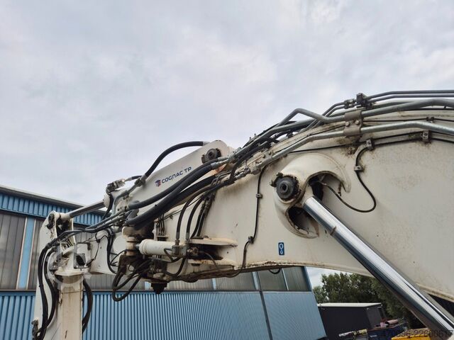 Гасеничен багер LIEBHERR Liebherr R924 Compact Litronic*Top Zustand*Klima