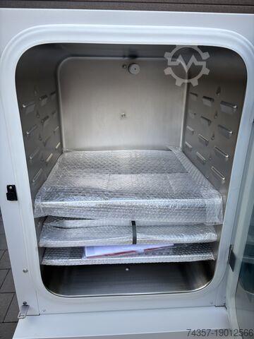  Binder CB 210