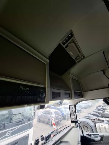 Стандартный седельный тягач VOLVO FH500 Aero I-Save 4x2 Euro6