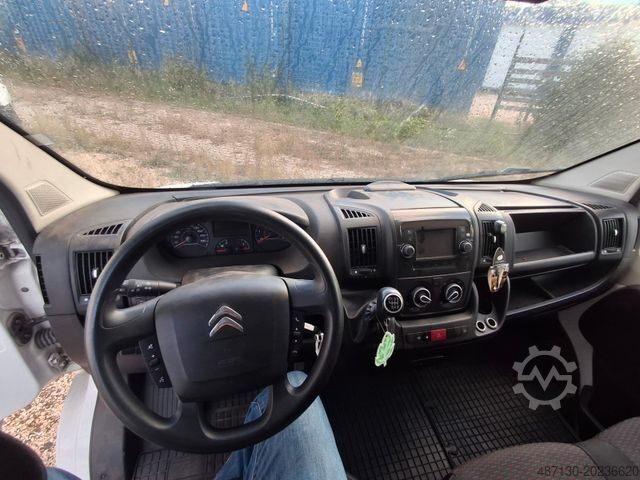 Панел комби CITROEN Jumper Grossraumkasten 35 L3H2 Club BlueHDi 140