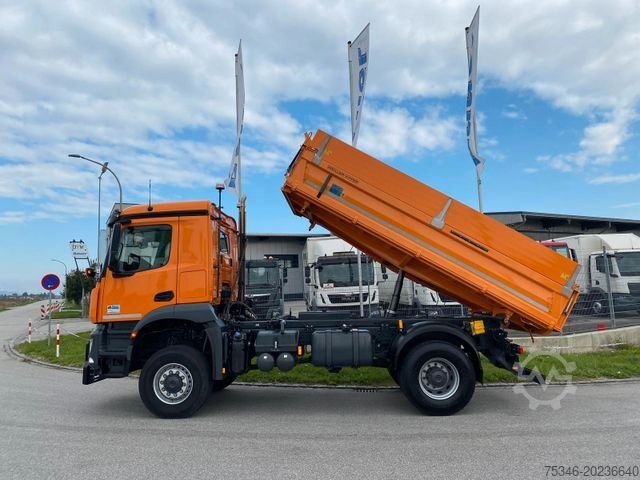 Autre MERCEDES-BENZ 2235 Arocs 4x4 Kipper Winterdienst /nur 20 tkm