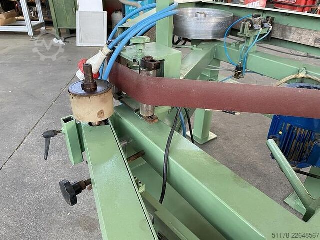 Trokutasta tračna brusilica s automatskim pomakom  