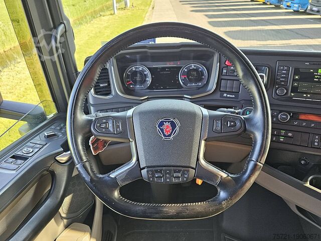 Standard SZM SCANIA S450 SKIRTS 2X TANK RETAR